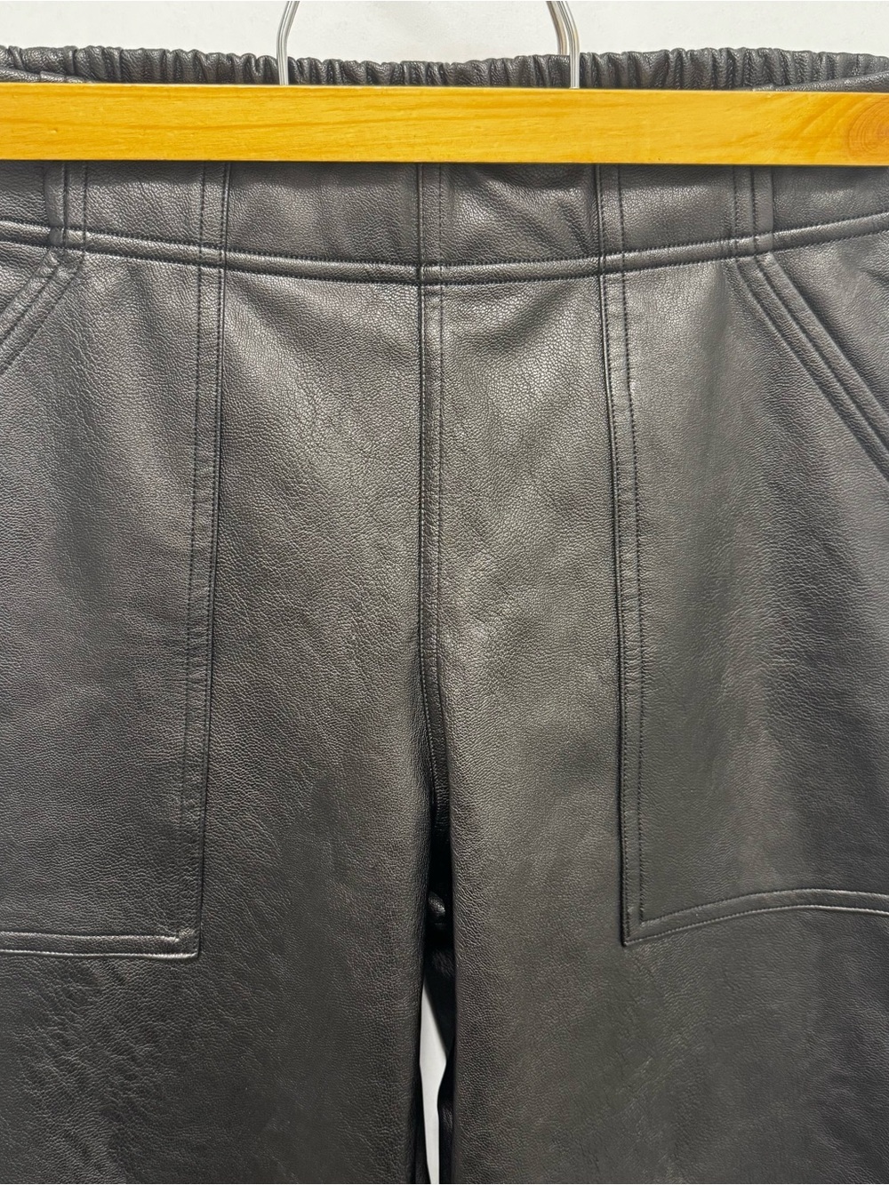 SPANX Black Faux Leather Joggers Pantss sz S - Picture 5 of 12